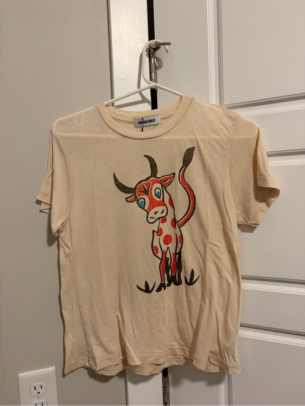 Daydreamer Kids Cream Graphic Cow Tee with Red Accents